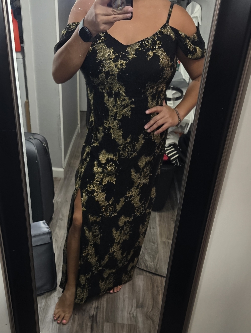 Candalite Cold Shoulder Evening Gown Black And Gold  Sz Large